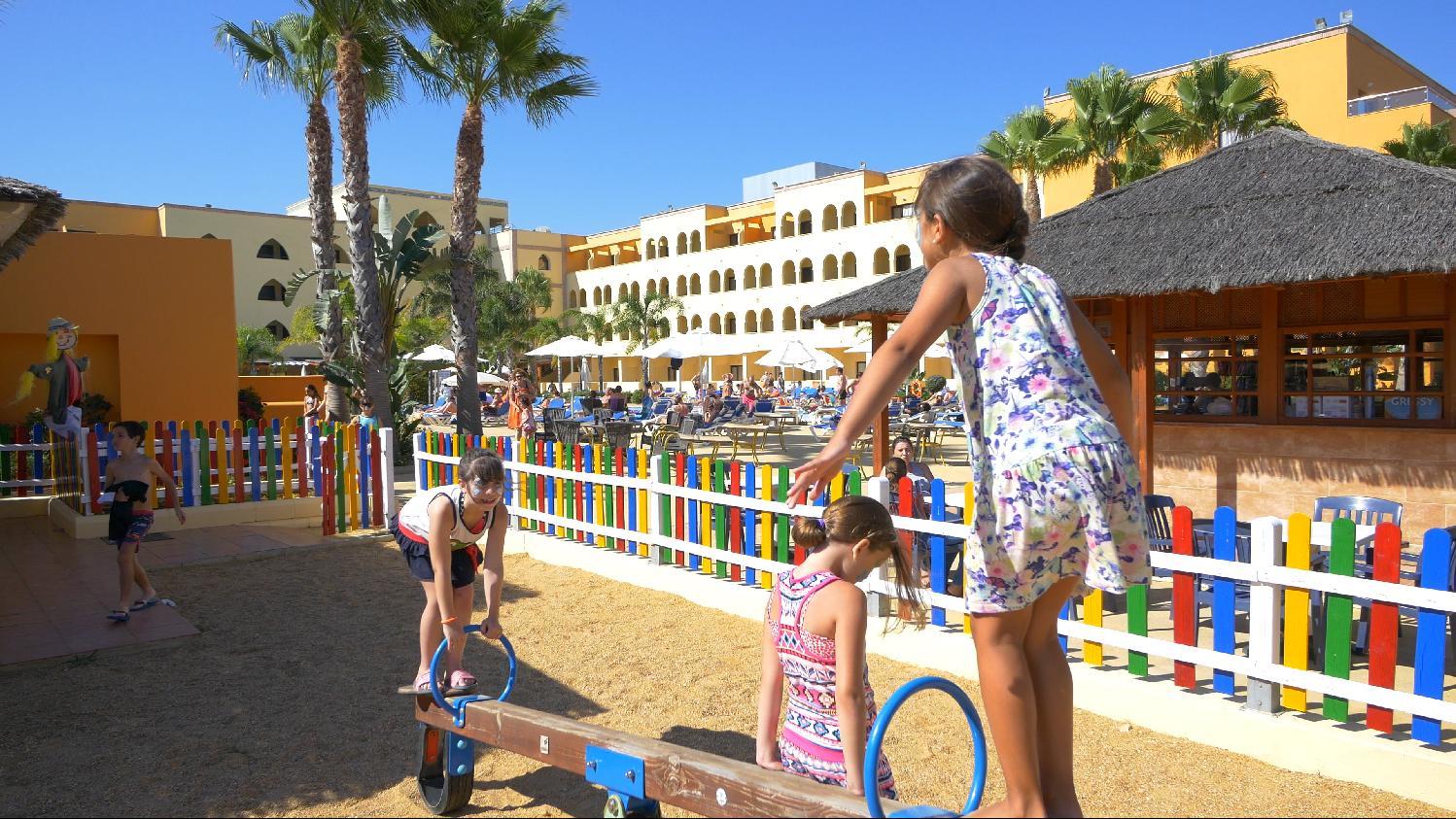 מלון איאמונטה Playamarina מראה חיצוני תמונה